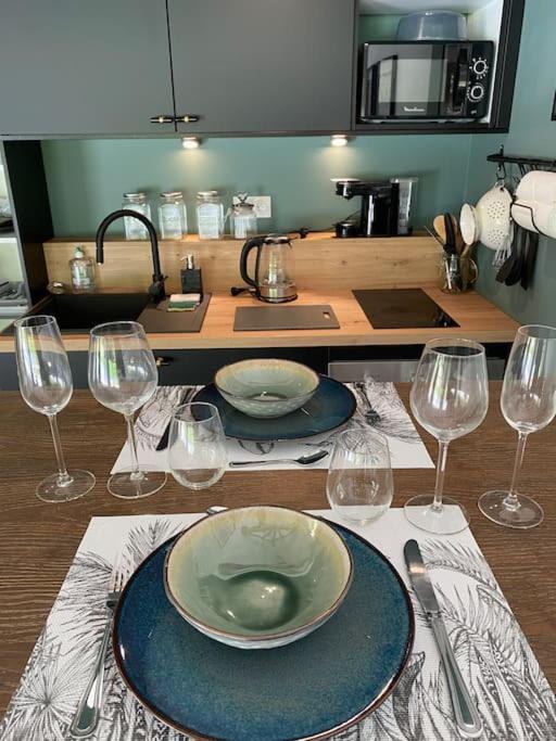 Le Clos Dauphinais Chez Laurette Quevert Exterior photo
